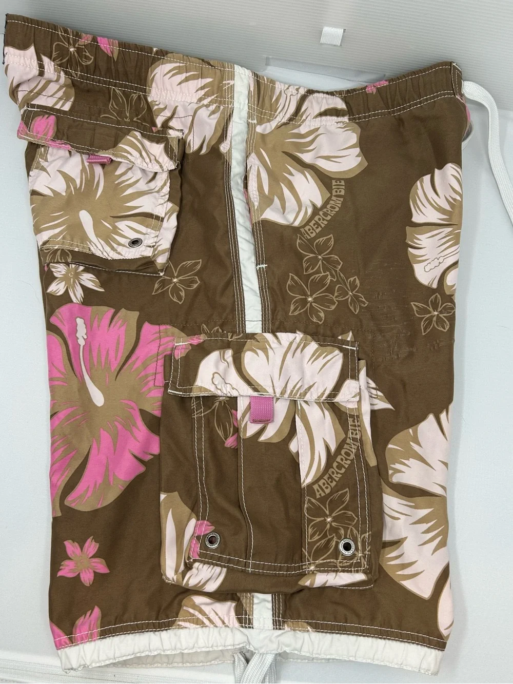 Vintage Abercrombie & Fitch Tugger Shorts Brown Pink Floral Hawaiian 40W